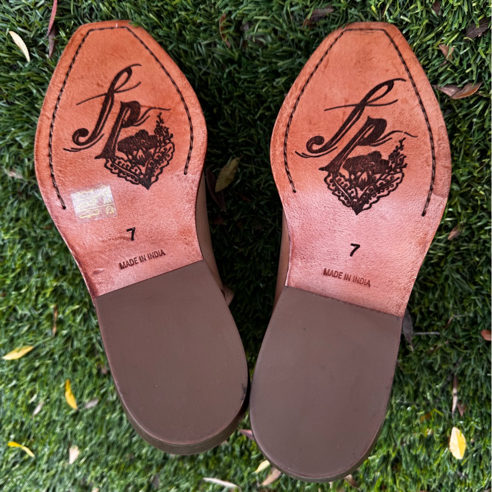 NWNT Free People Sunday Saloon Ankle Boots - Picture 8 of 8